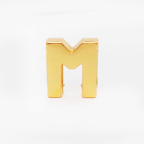 Bókstafur Metallic M