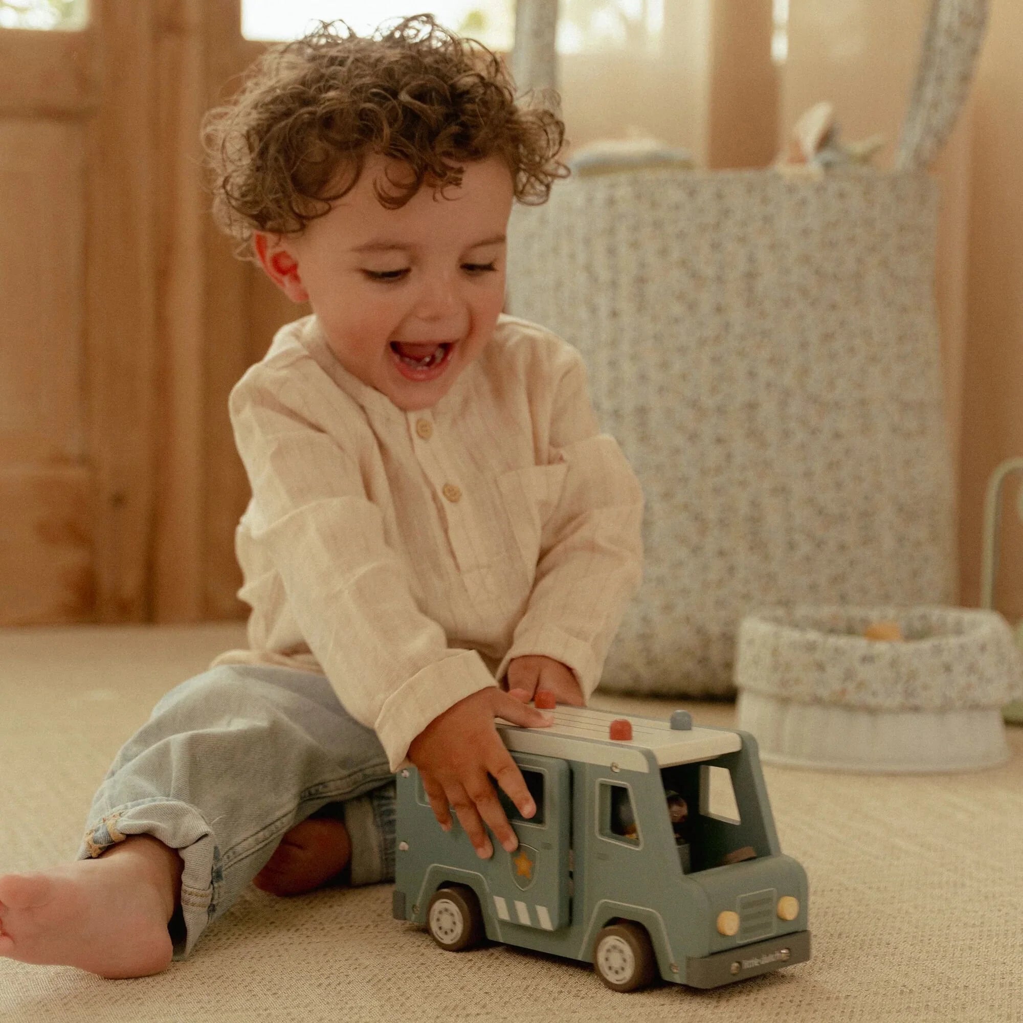 Lögreglubíll - viðar