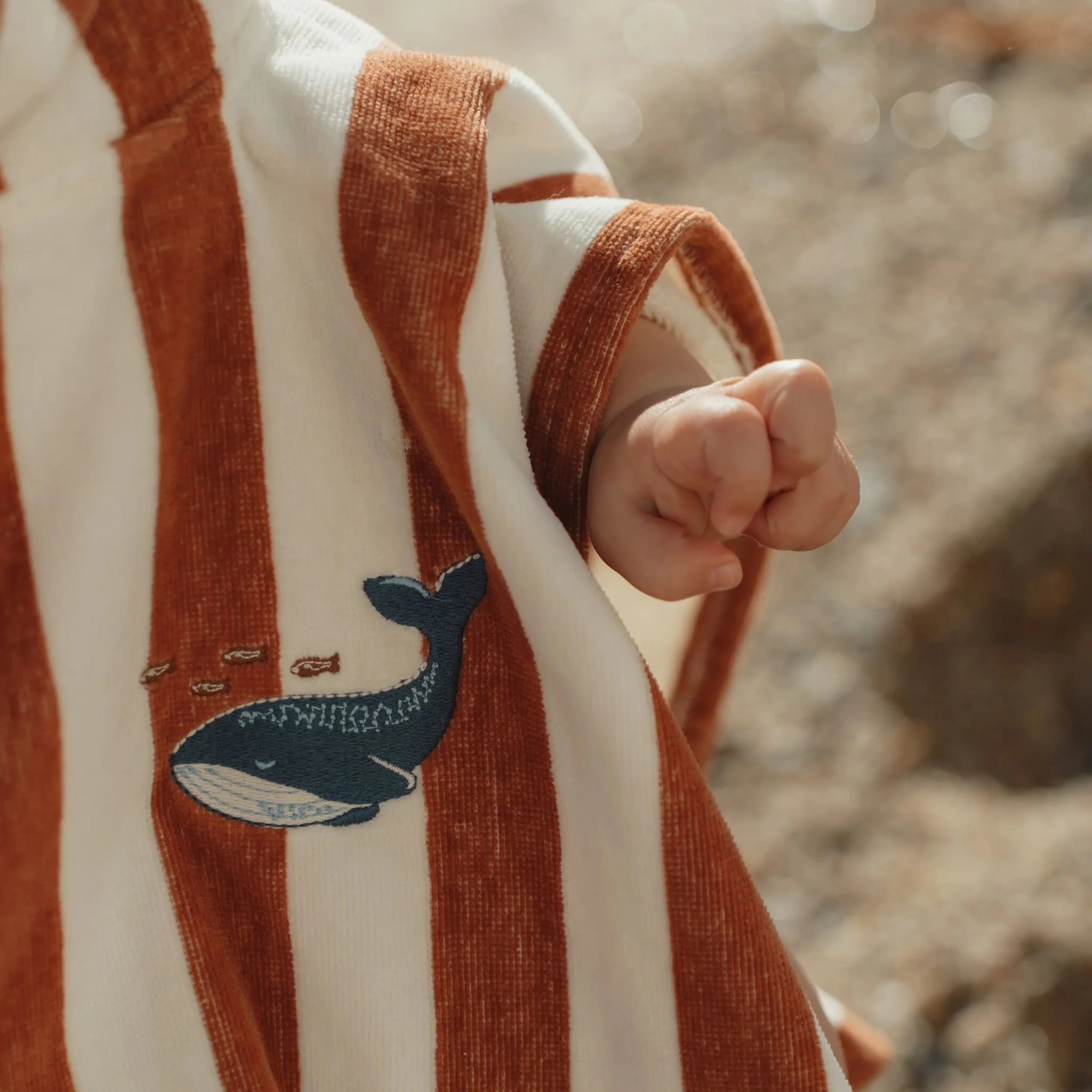 Poncho - Ocean world brown stripe