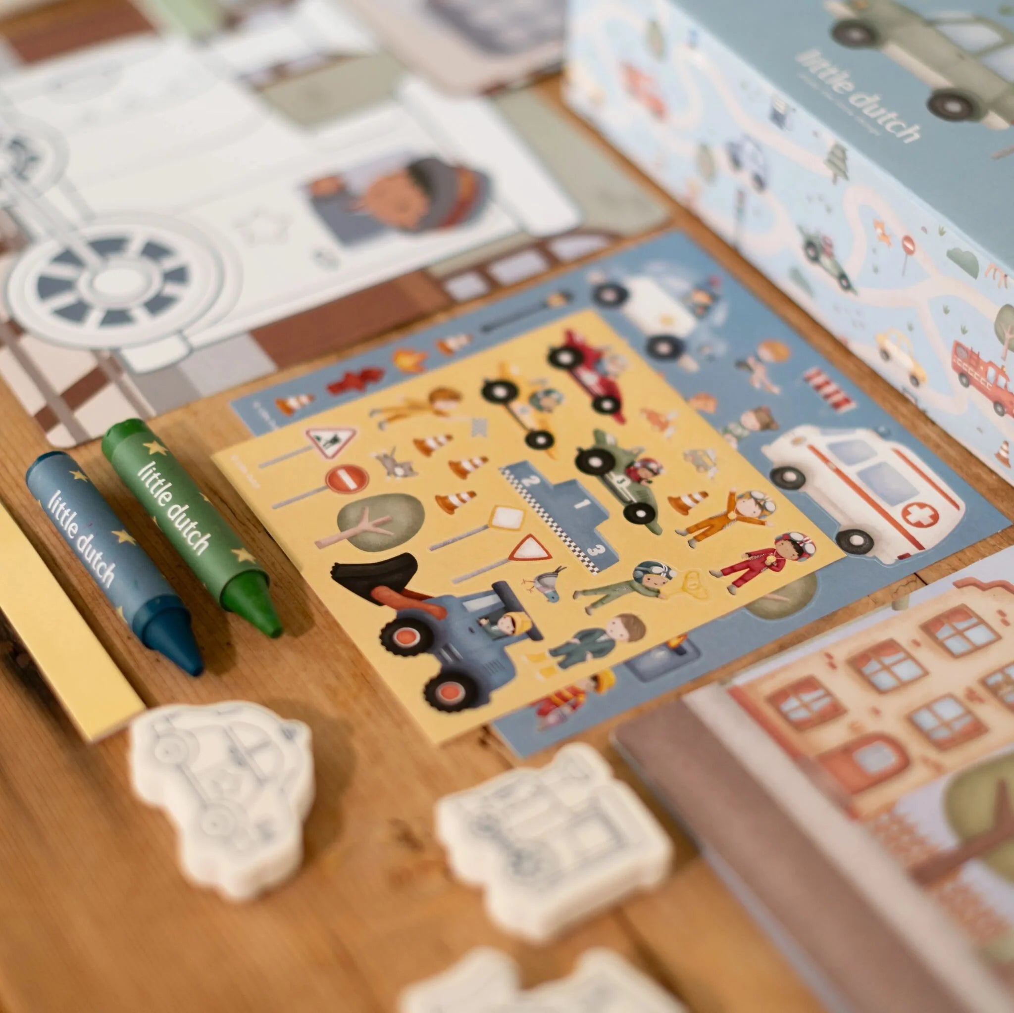 Box fullt af afþreyjingu - Blátt