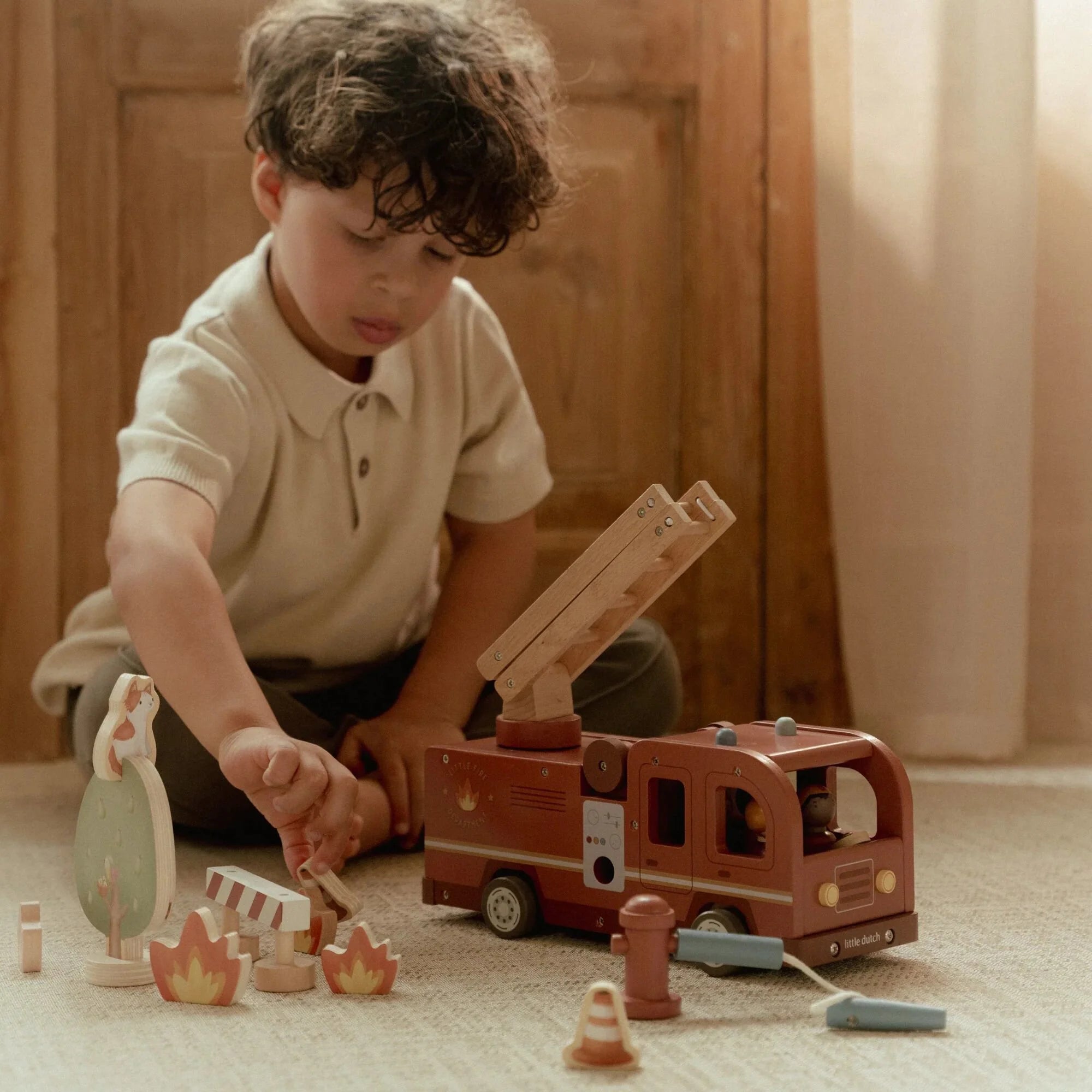 Slökkviliðsbíll - viðar FORPÖNTUN